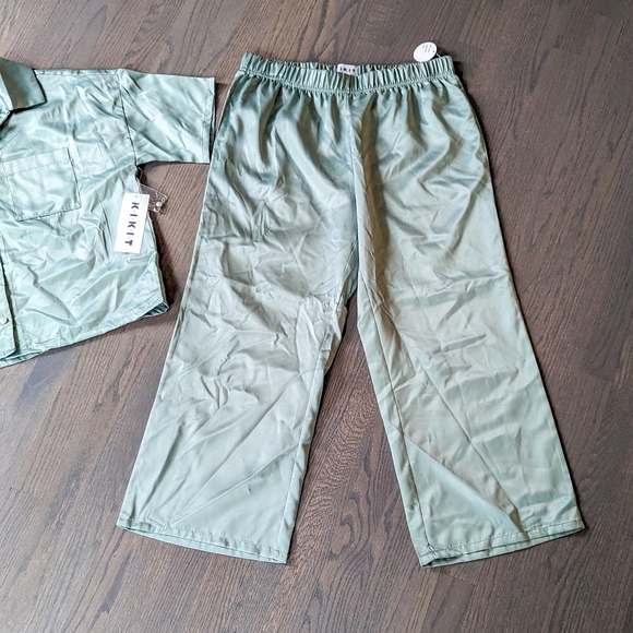 KIKIT Women's Silky Pajama Set, 2-Piece, Green, Large - Picture 3 of 4